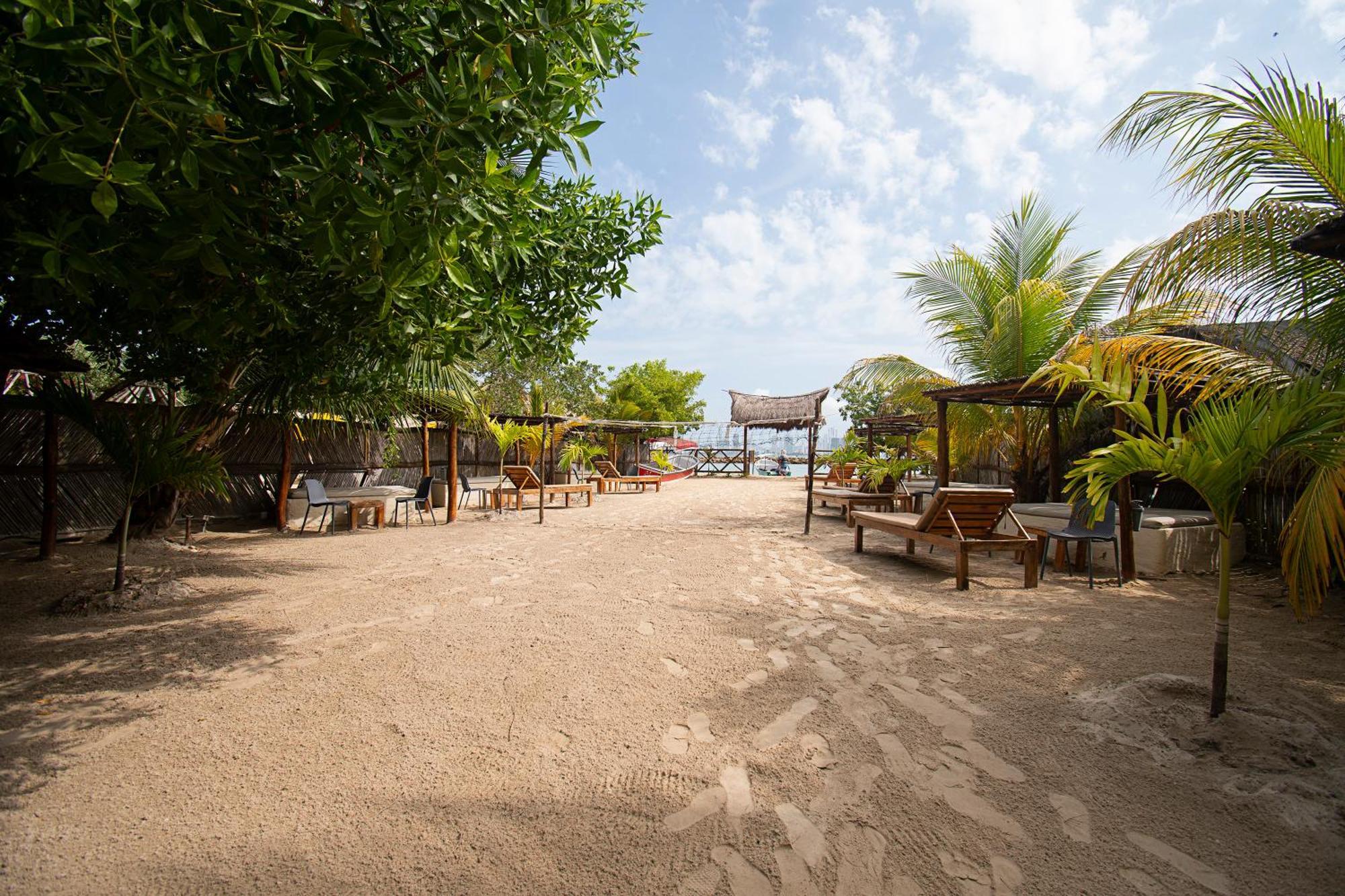 Amalife Beach Club & Hotel Tierra Bomba Eksteriør bilde